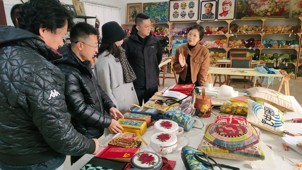 艺术学院深入地方开展美育赋能工作调研